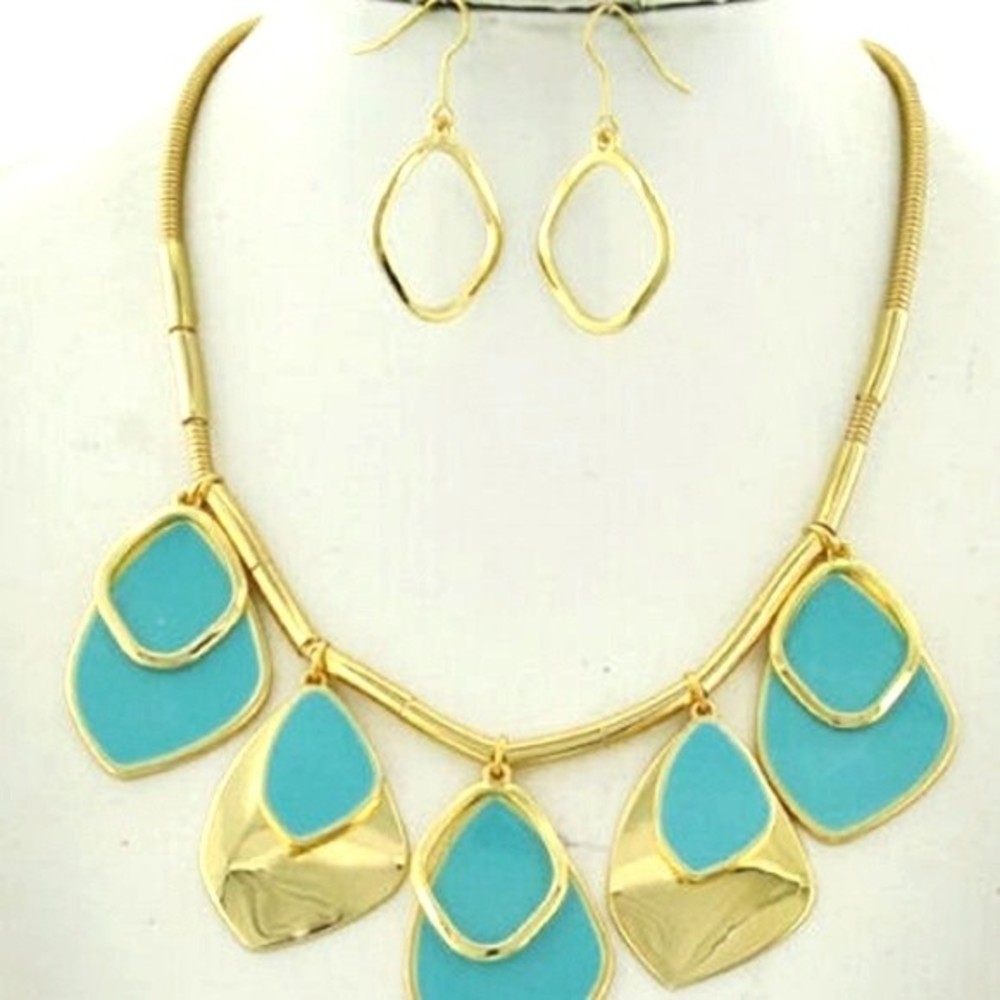 Turquoise Gold Necklace Set - Picture 2 of 2
